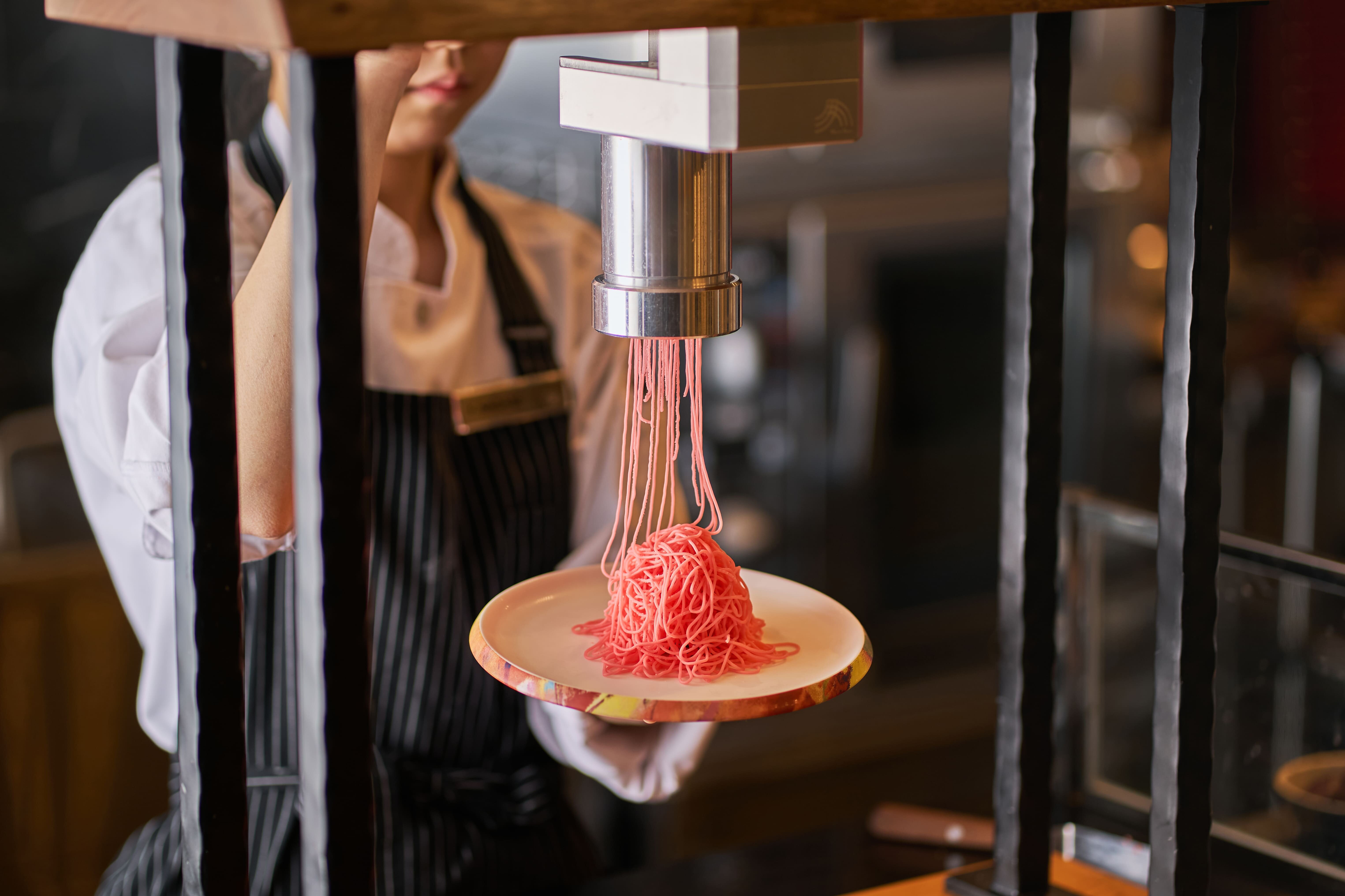 3いちご 生絞りモンブラン.jpg