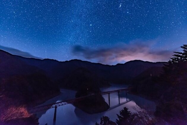 秘境! 寸又峡温泉に泊まる<br/>大井川鐵道「星空列車」の旅 2日間