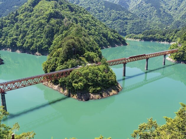日本で唯一の大井川アプト式鐵道と徳川家康ゆかりの地・久能山東照宮</br> 絶景と天下人ゆかりの地を巡る 東海旅 ２日間