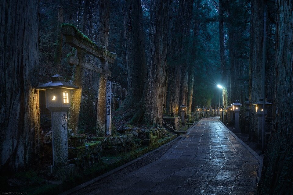 奥之院ナイトツアー（僧侶なし）.jpg