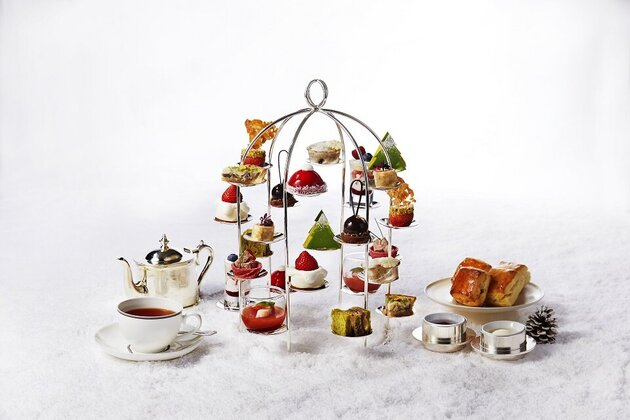 ザ・ペニンシュラ東京 「フェスティブ アフタヌーンティー」クリスマスモチーフがかわいいスイーツに、贅沢食材のセイボリー