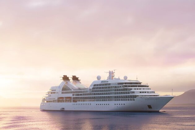 2026年新規就航　三井オーシャンサクラで航く 世界自然遺産 小笠原クルーズ　6日間